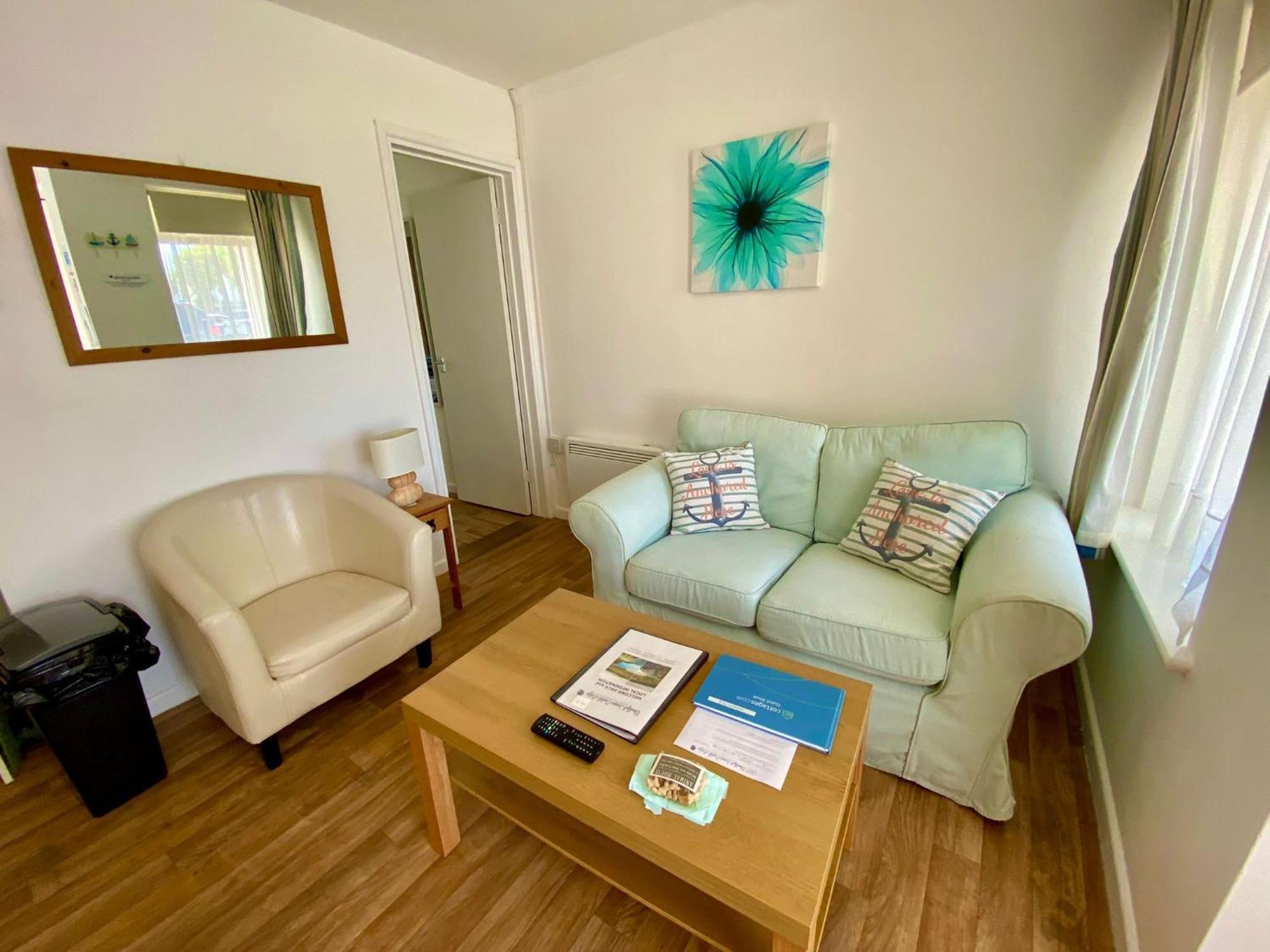 Golden Acre Jurassic Coastal Lodges ,Eype Bridport Dış mekan fotoğraf